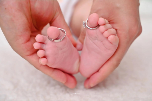 台湾怀孕多久会出现症状 台湾怀孕多久会出现症状